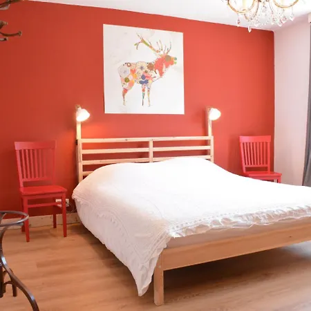 Nice Home, A Drive Away From Buzz Of Luxembourg